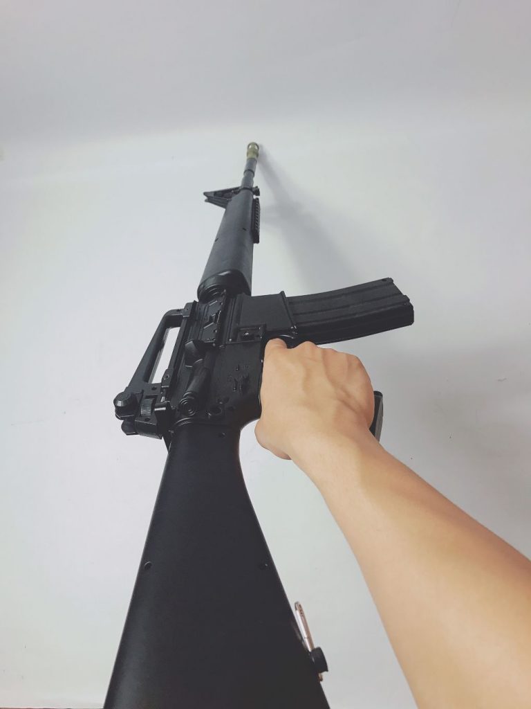 súng đạn thạch M16